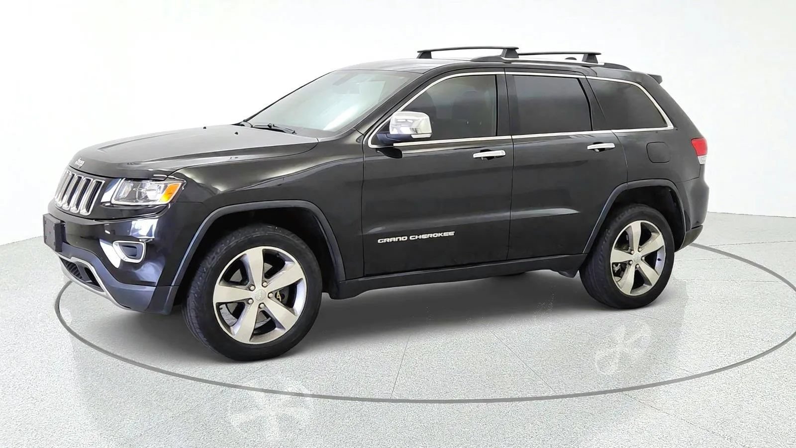 Used 2015 Jeep Grand Cherokee Limited w/ Trailer Tow Group IV AWD/4WD image 4