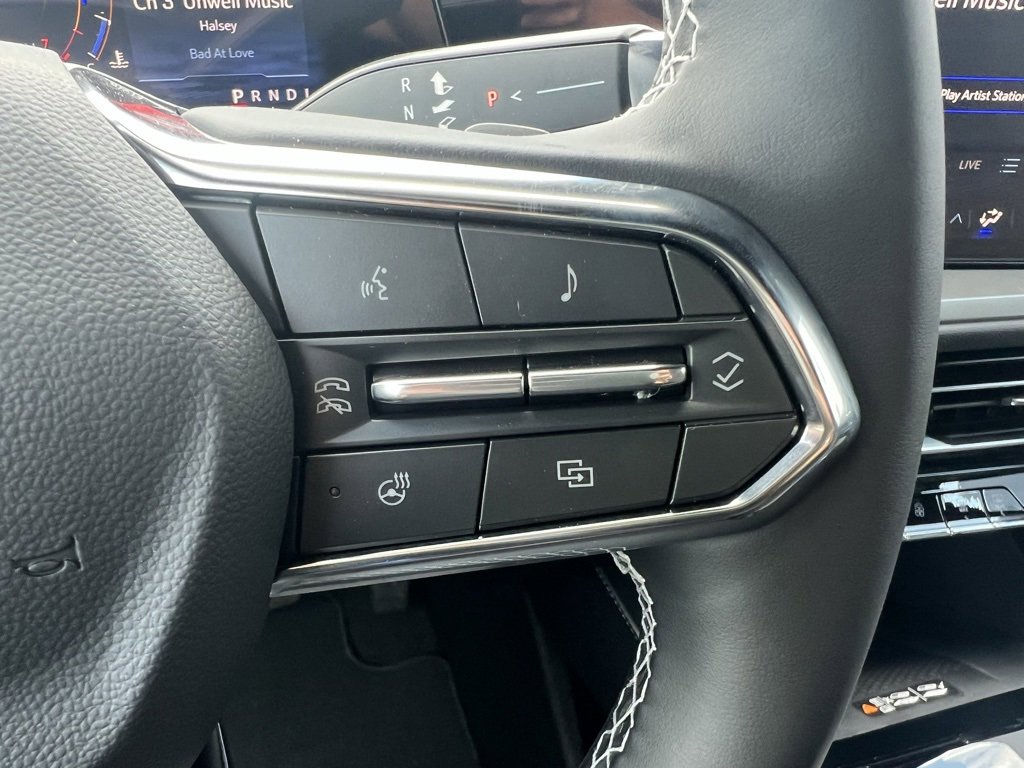 New 2025 Chevrolet Traverse LT image 17