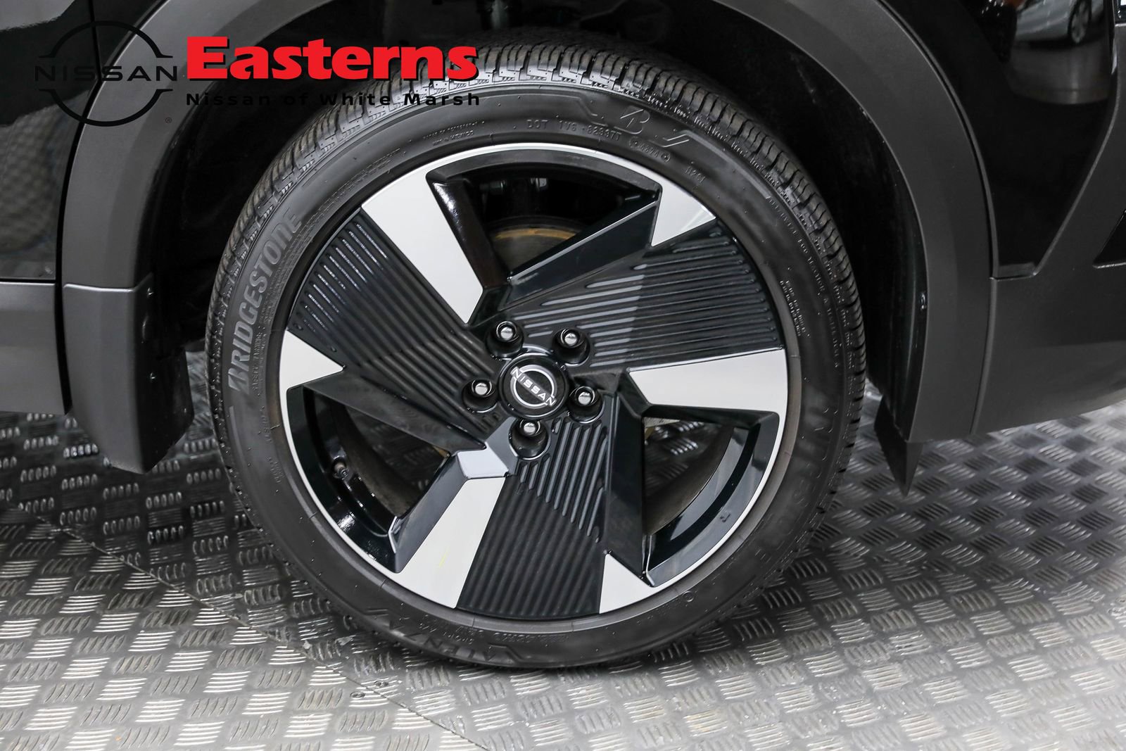 Used 2025 Nissan Kicks SR image 42