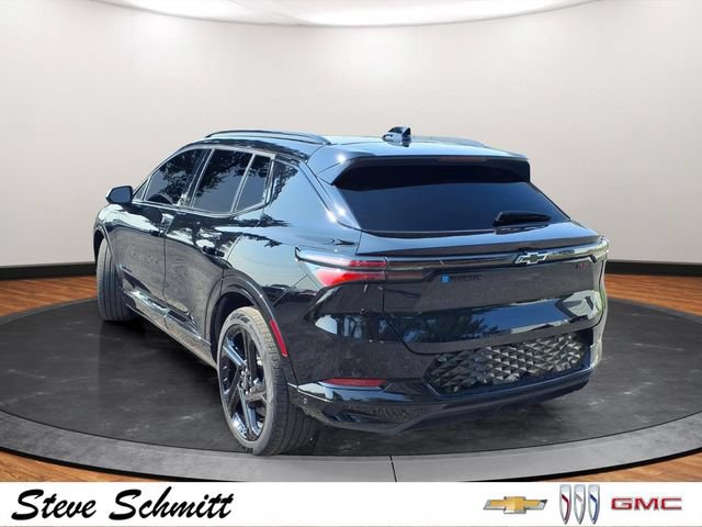 Used 2024 Chevrolet Equinox EV RS FWD image 3