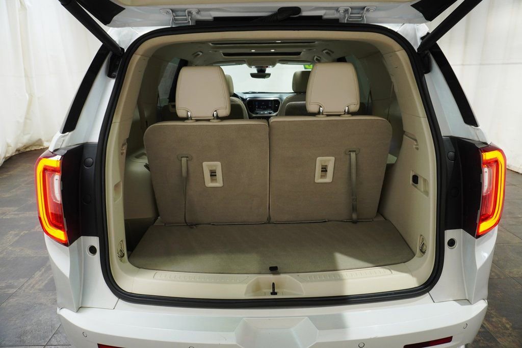Used 2020 GMC Acadia Denali w/ Technology Package FWD image 6