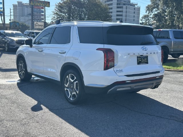 Used 2024 Hyundai Palisade SEL w/ Premium Package FWD image 6