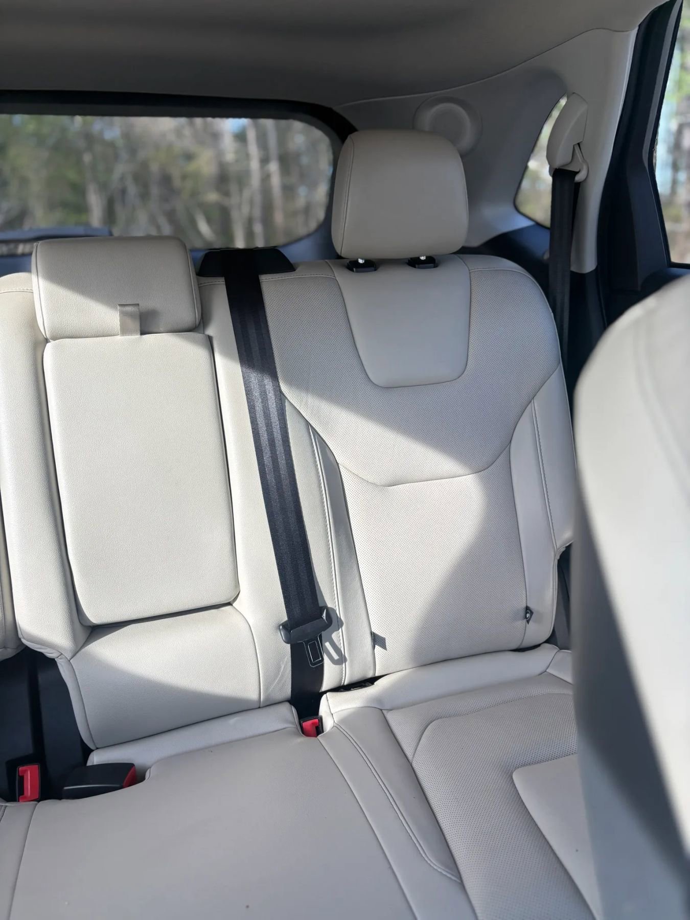 Used 2018 Ford Edge Titanium w/ Equipment Group 301A FWD image 44