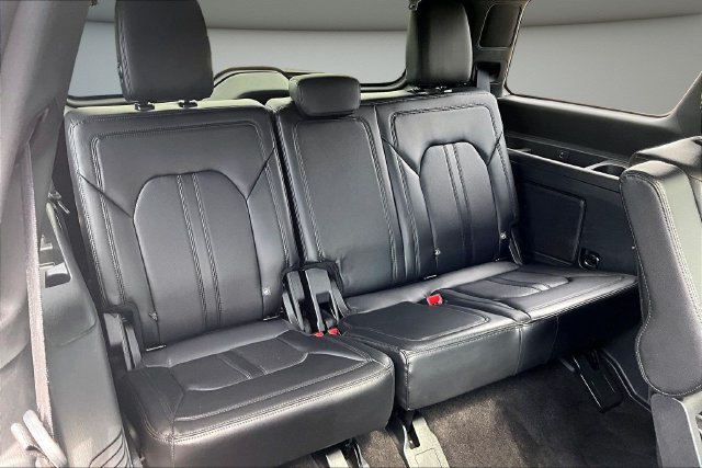 Used 2019 Ford Expedition Limited w/ Equipment Group 301A RWD image 26
