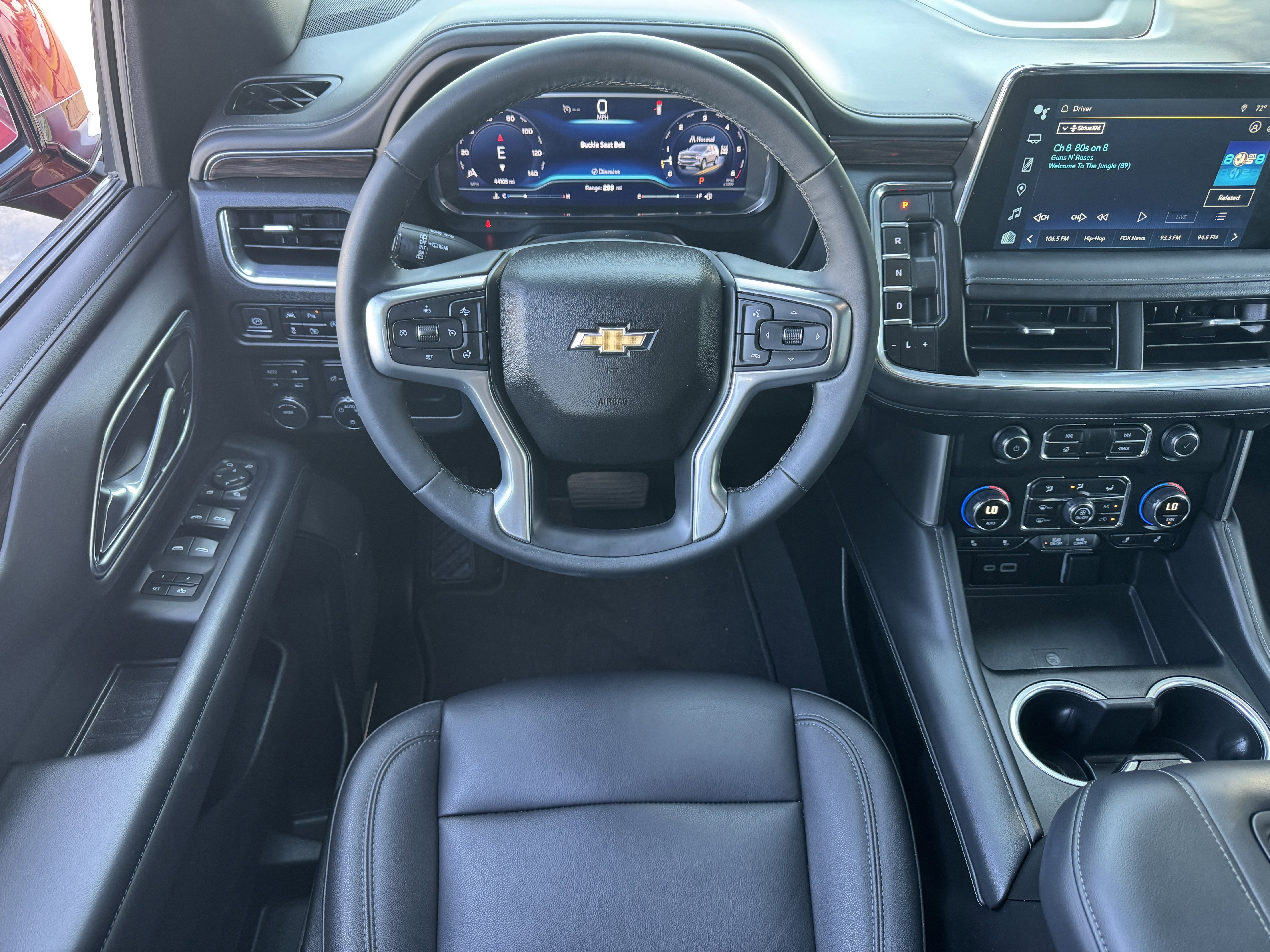 Used 2024 Chevrolet Tahoe LT w/ Luxury Package image 19