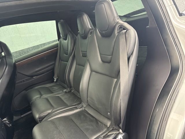 Used 2016 Tesla Model X 90D image 27