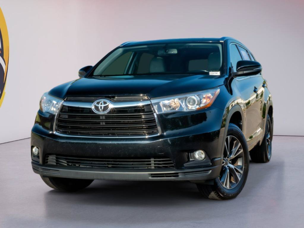 Used 2016 Toyota Highlander XLE