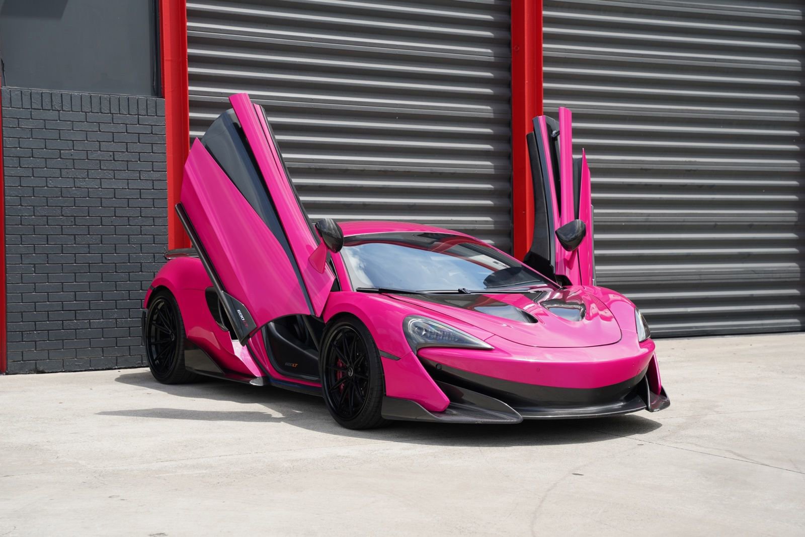 Used 2019 McLaren 600LT image 3