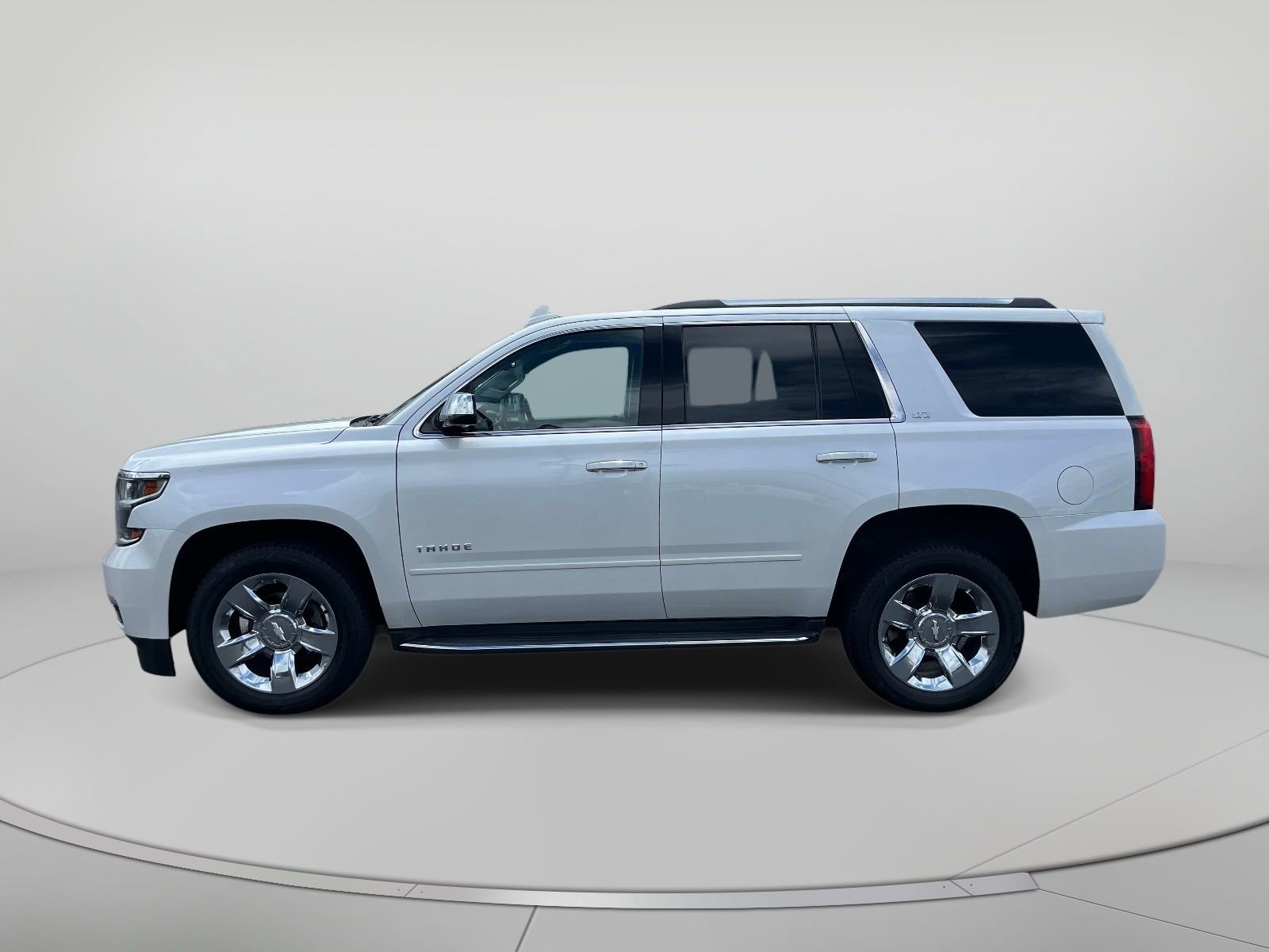 Used 2016 Chevrolet Tahoe LTZ AWD/4WD image 7