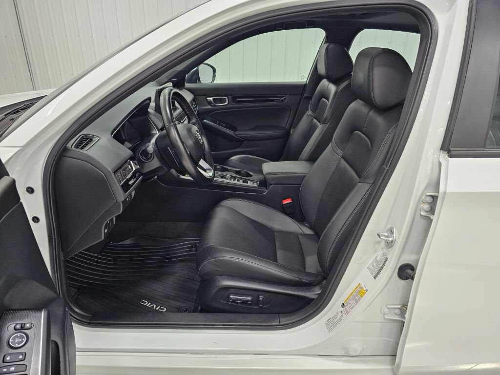 Used 2023 Honda Civic Sport Touring image 11