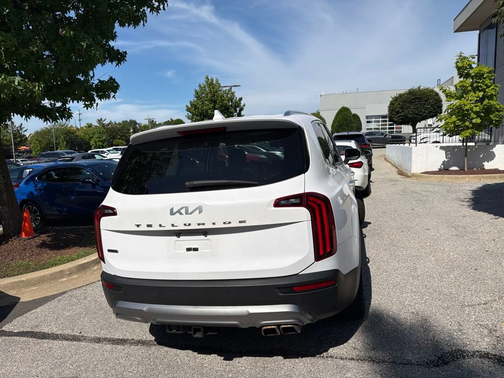Used 2022 Kia Telluride SX w/ SX Prestige Package AWD/4WD image 11