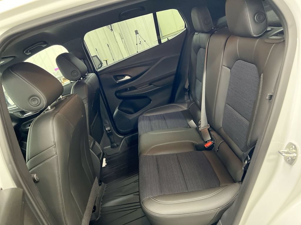 Used 2024 Buick Envista Preferred w/ Convenience I Package FWD image 22