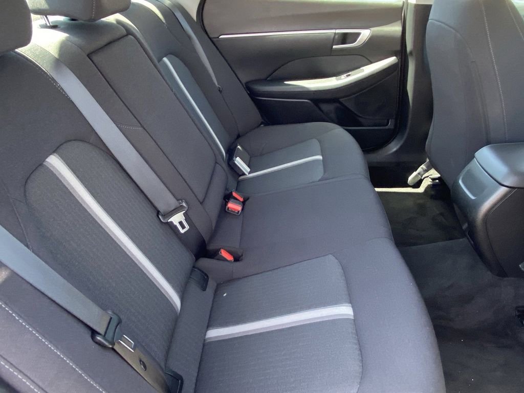 Used 2025 Hyundai Sonata SEL FWD image 18