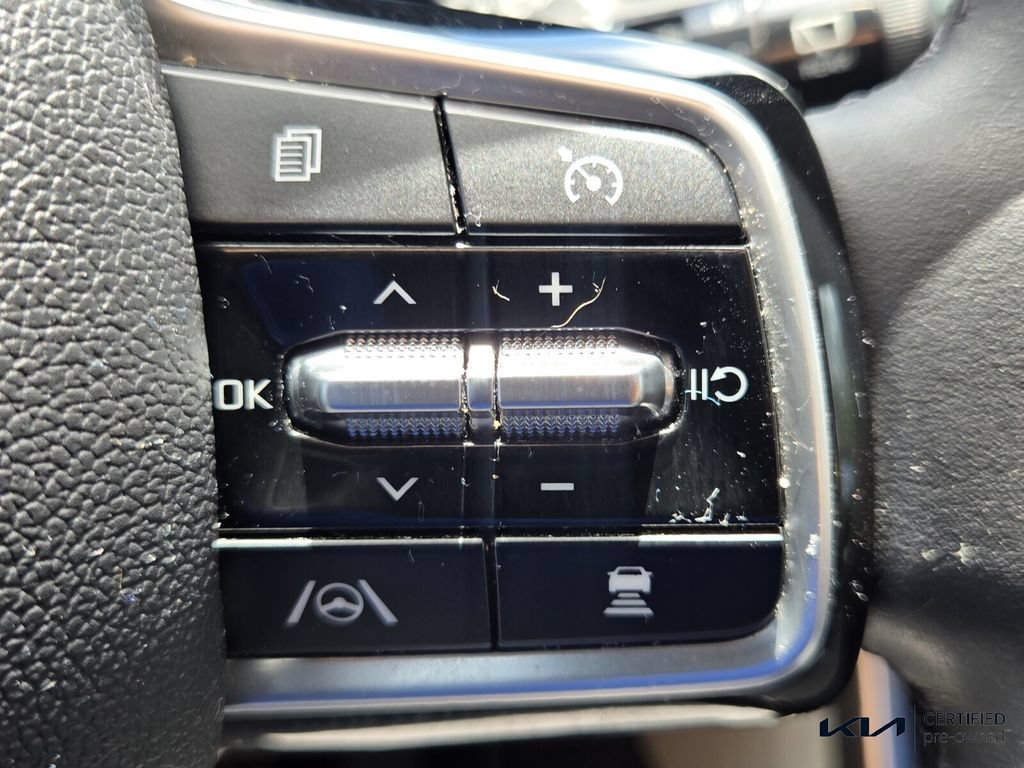 Certified 2022 Kia Carnival SX Prestige FWD image 30