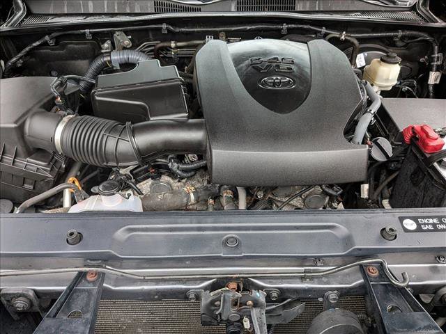 Used 2017 Toyota Tacoma SR5 w/ Tow Package image 23