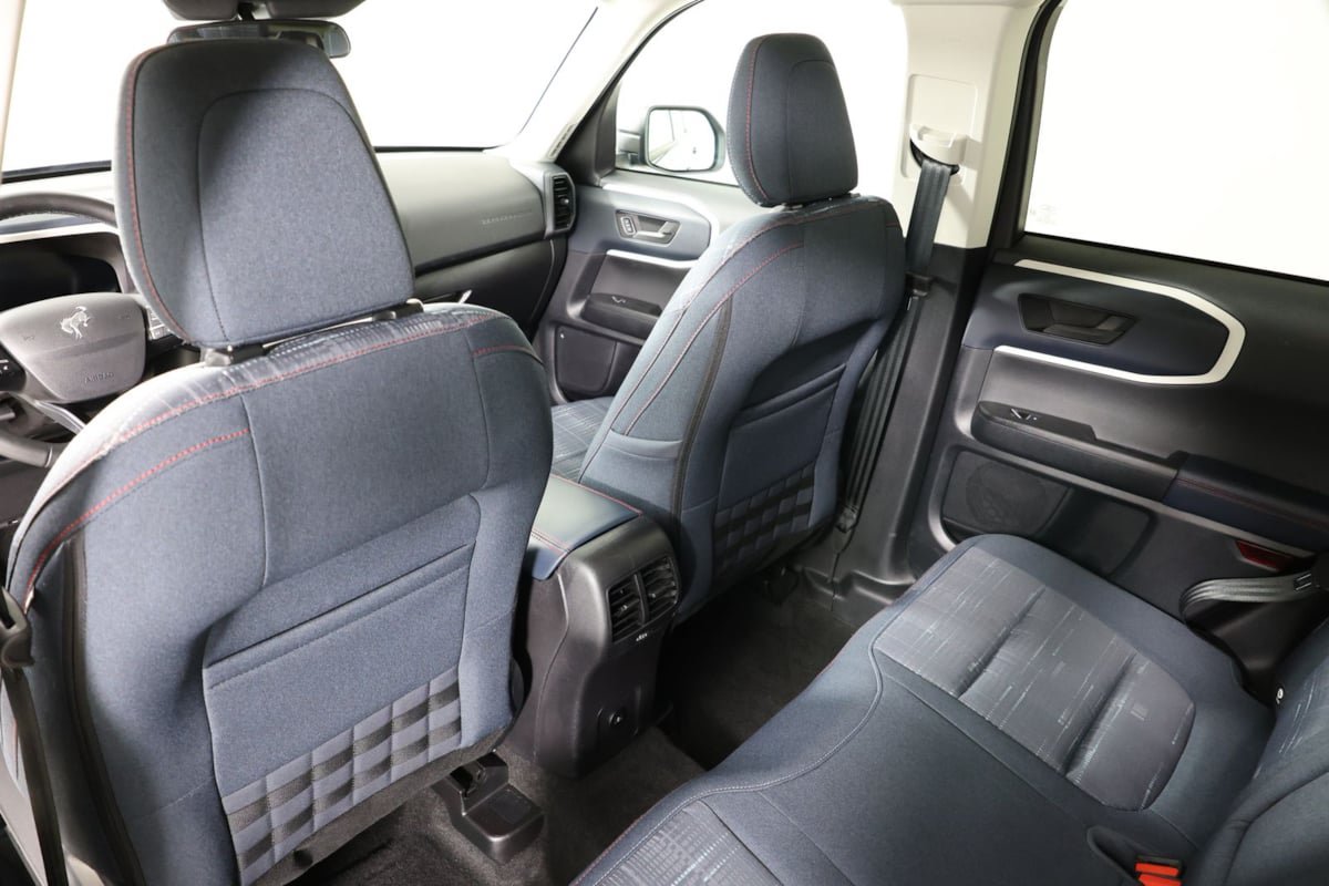 Used 2025 Ford Bronco Sport Heritage w/ Convenience Package AWD/4WD image 32