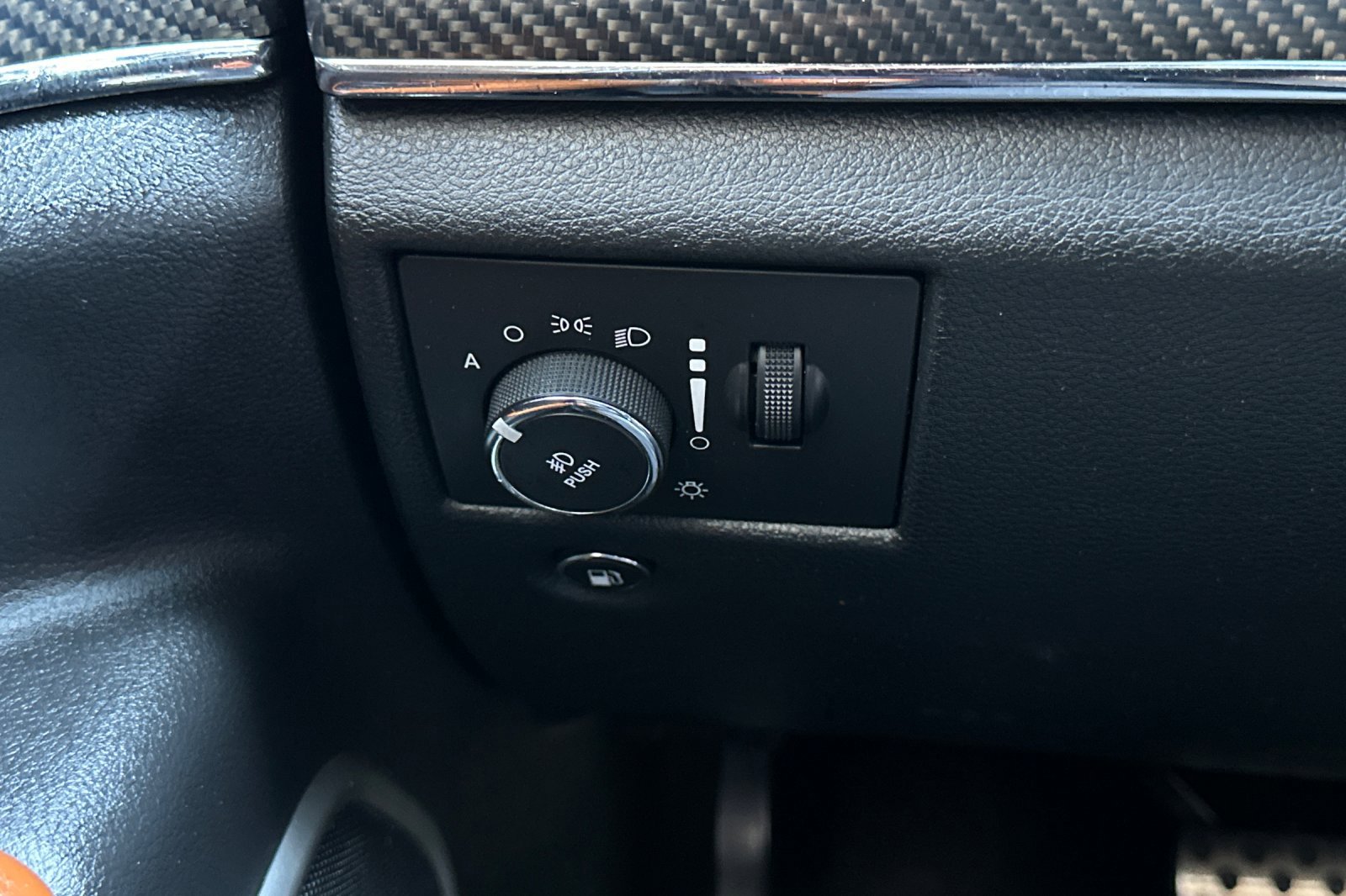 Used 2015 Jeep Grand Cherokee SRT w/ Trailer Tow Group IV image 42