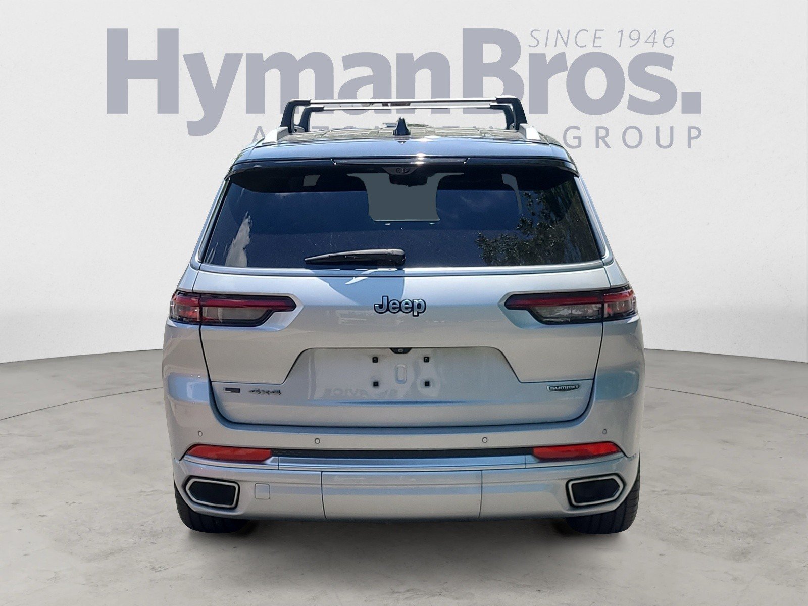Used 2022 Jeep Grand Cherokee L Summit AWD/4WD image 4