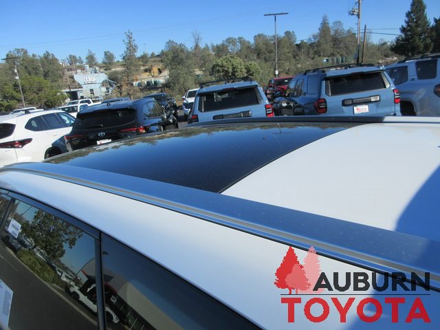 New 2026 Toyota Crown Signia image 7