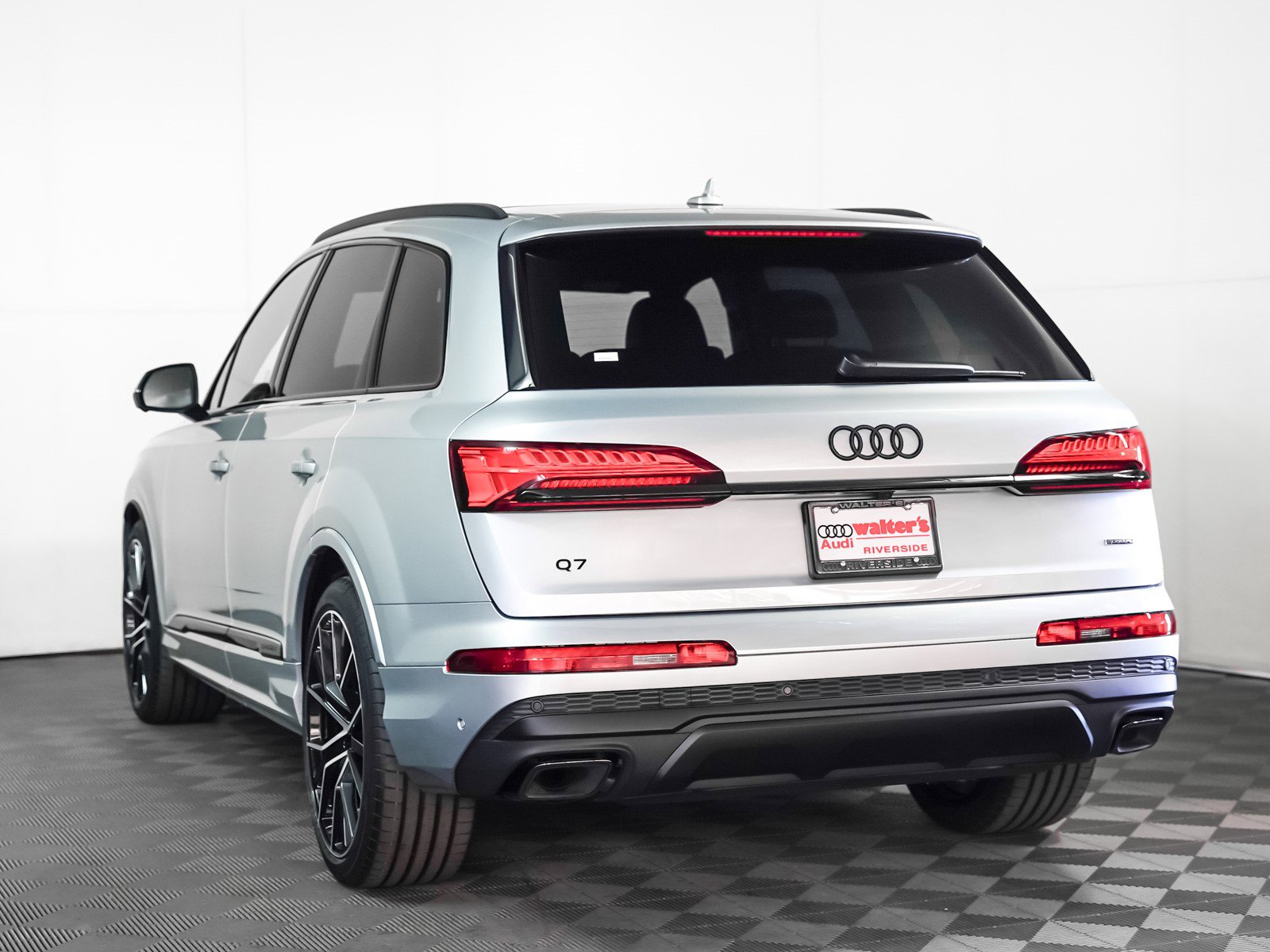 New 2025 Audi Q7 3.0T Premium Plus image 2