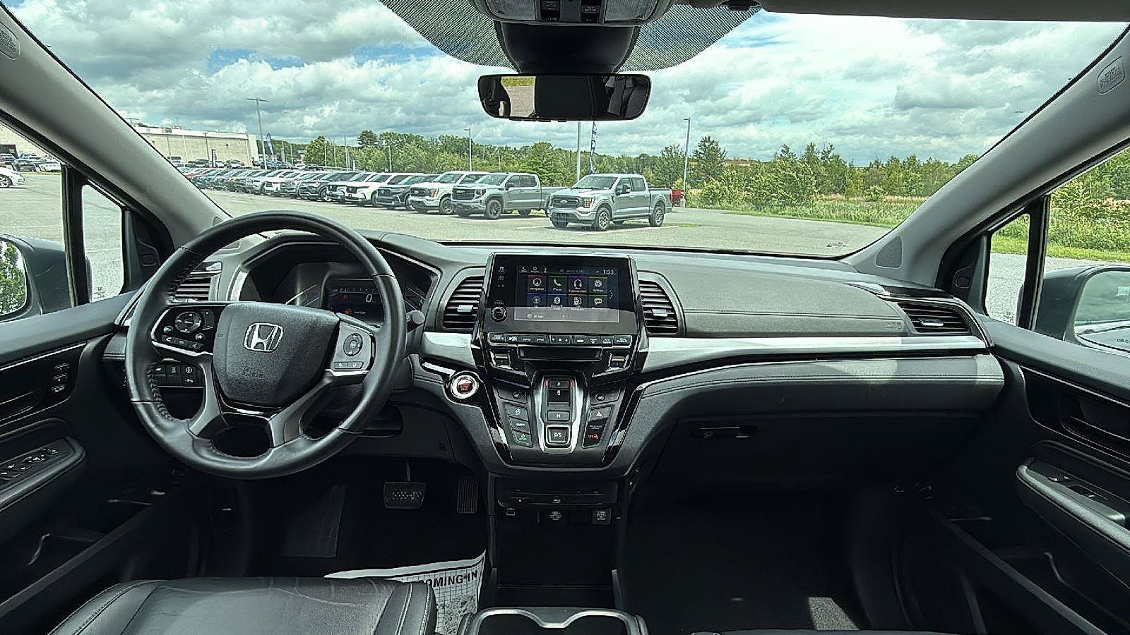 Used 2023 Honda Odyssey Touring image 26