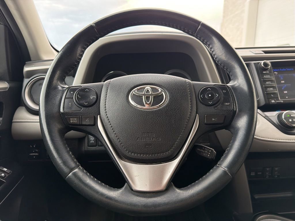 Used 2017 Toyota RAV4 Limited image 10