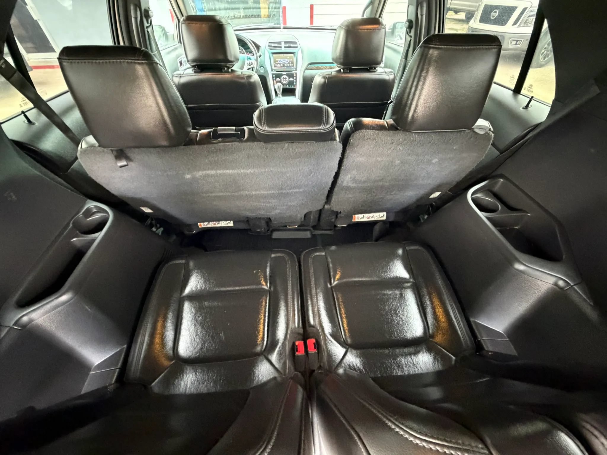 Used 2015 Ford Explorer Limited w/ Equipment Group 302A FWD image 23