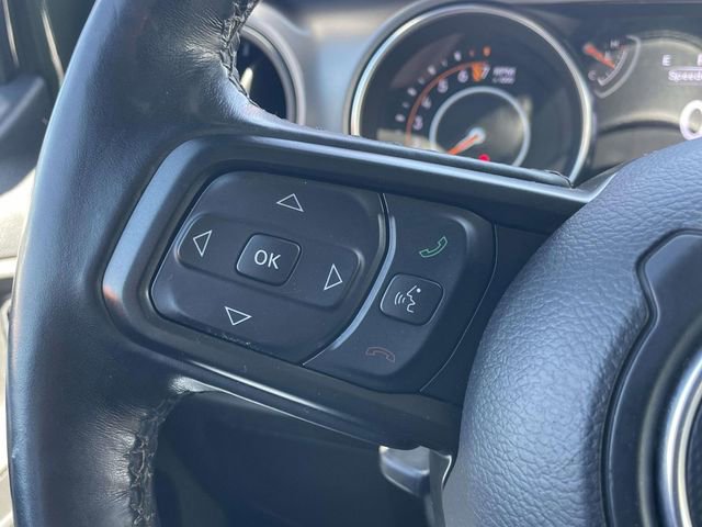 Used 2021 Jeep Gladiator Willys AWD/4WD image 20