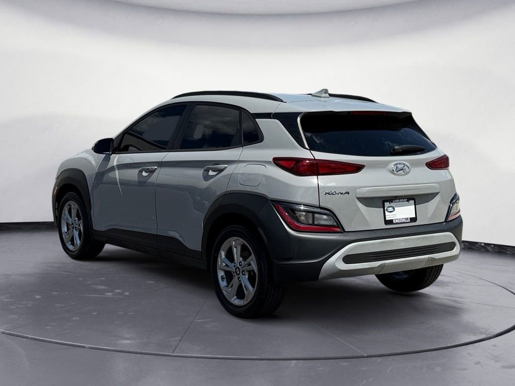 Used 2022 Hyundai Kona SEL FWD image 3