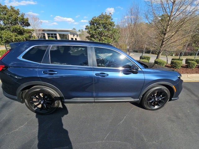 Used 2025 Honda CR-V Sport image 9