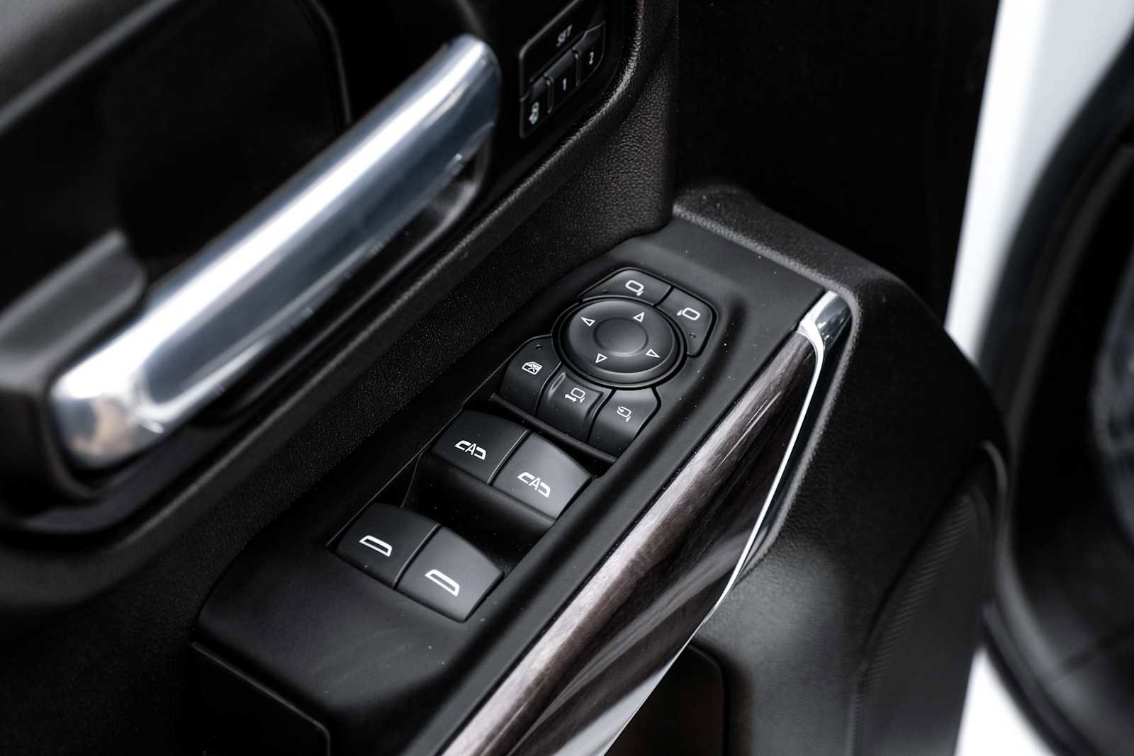 Used 2022 Chevrolet Silverado 3500 LTZ w/ LTZ Convenience Package AWD/4WD image 43