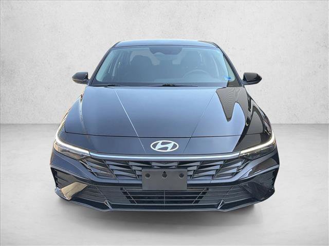 Used 2024 Hyundai Elantra SEL FWD video 2