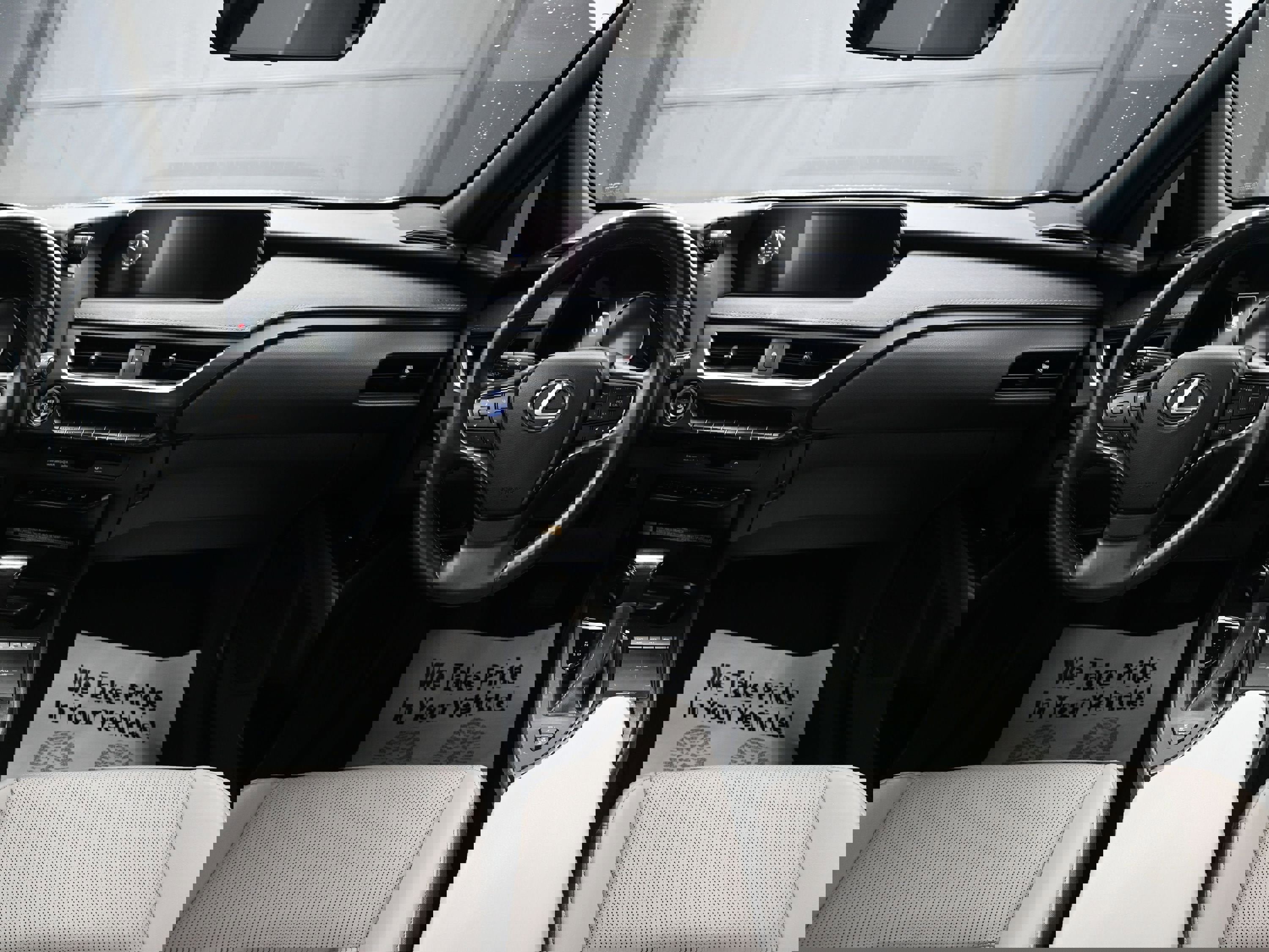 Used 2021 Lexus UX 250h w/ Premium Package image 23