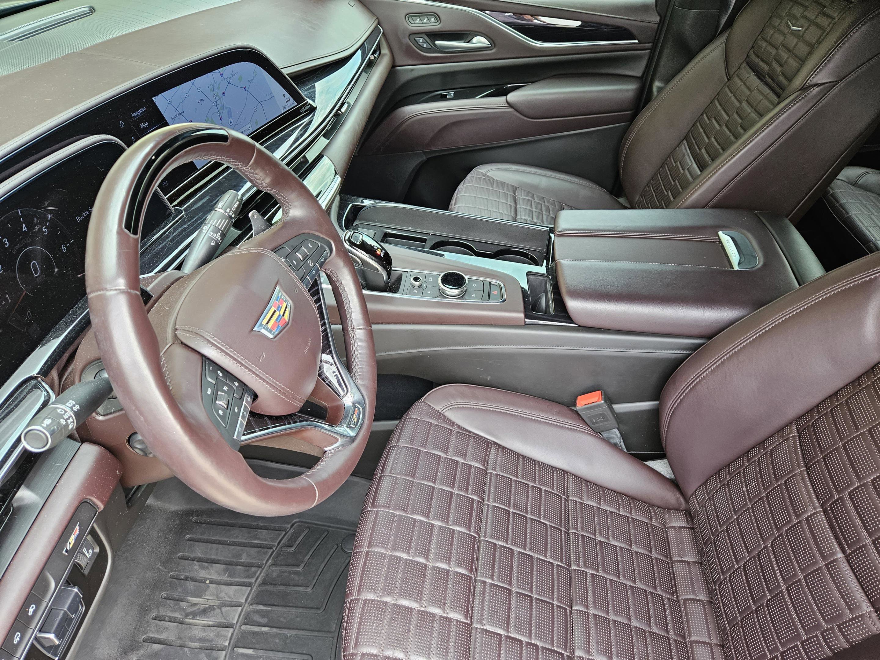 Used 2024 Cadillac Escalade V w/ LPO, ONYX Package AWD/4WD image 11