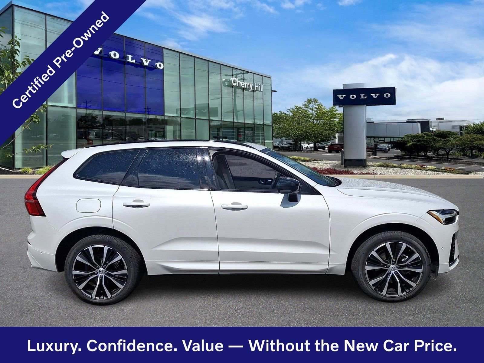 Certified 2024 Volvo XC60 B5 Plus w/ Protection Package Premier AWD/4WD image 8