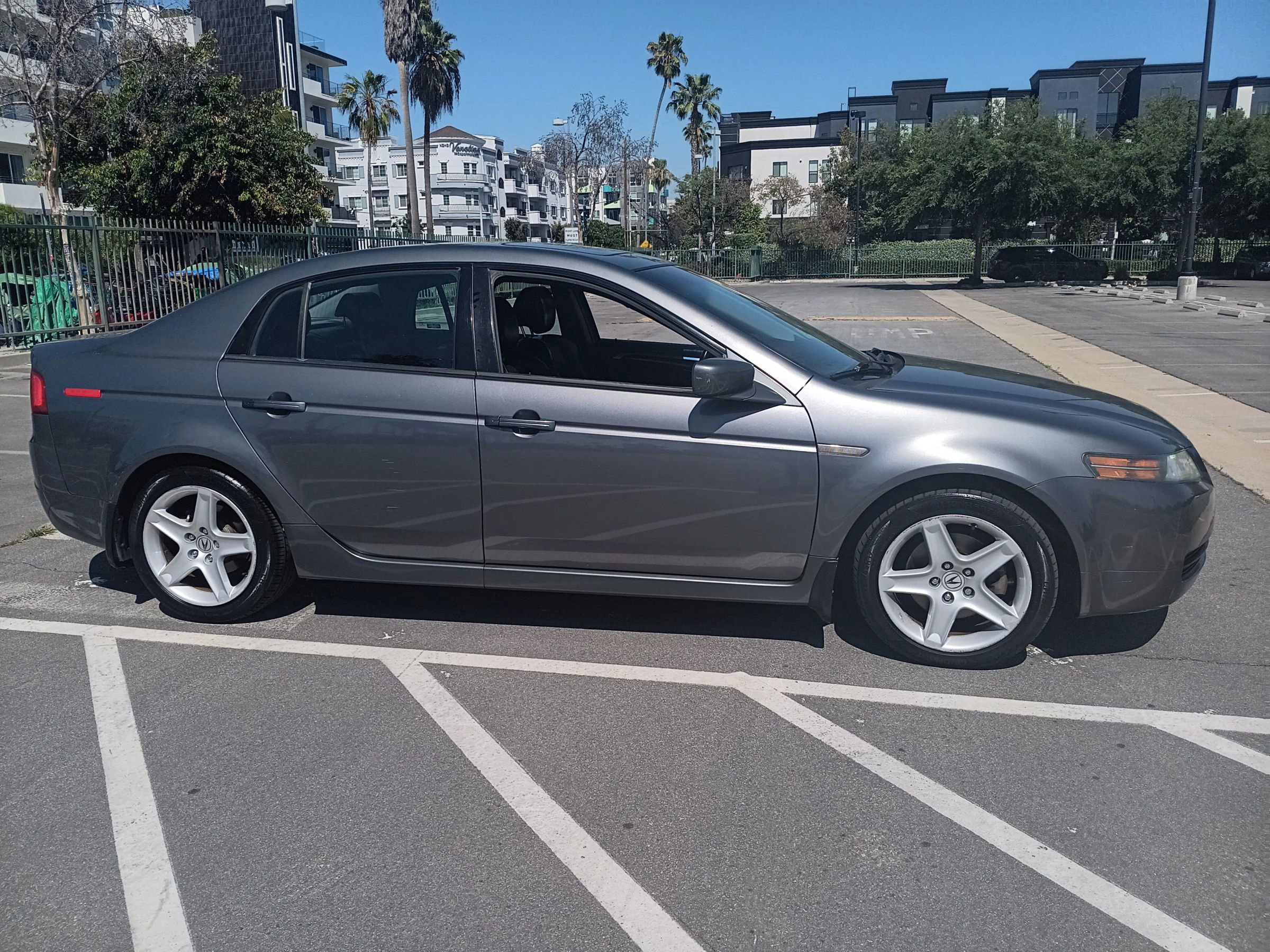 Used 2005 Acura TL image 4