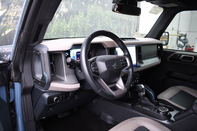 Used 2024 Ford Bronco Wildtrak image 14