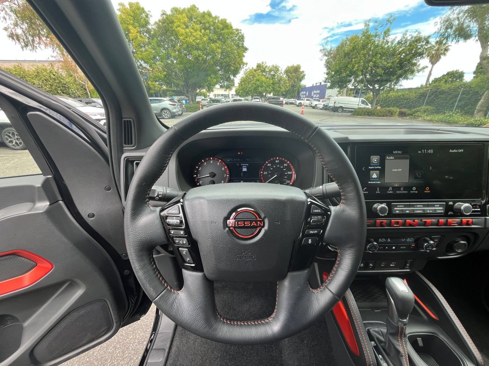 Used 2026 Nissan Frontier PRO-4X AWD/4WD image 34