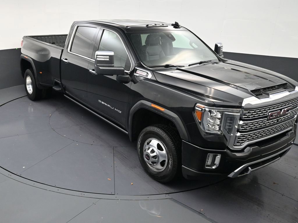 Used 2021 GMC Sierra 3500 Denali w/ Denali Ultimate Package AWD/4WD image 18