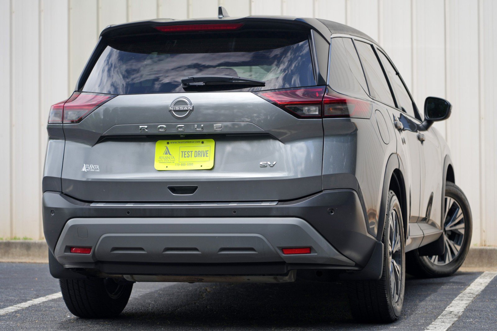 Used 2022 Nissan Rogue SV FWD image 4