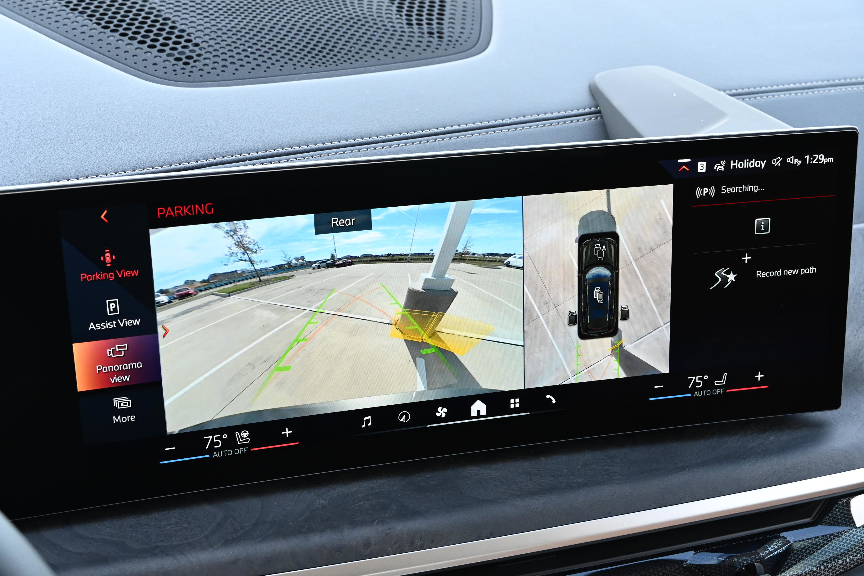 New 2026 BMW X7 xDrive40i w/ Executive Package image 16