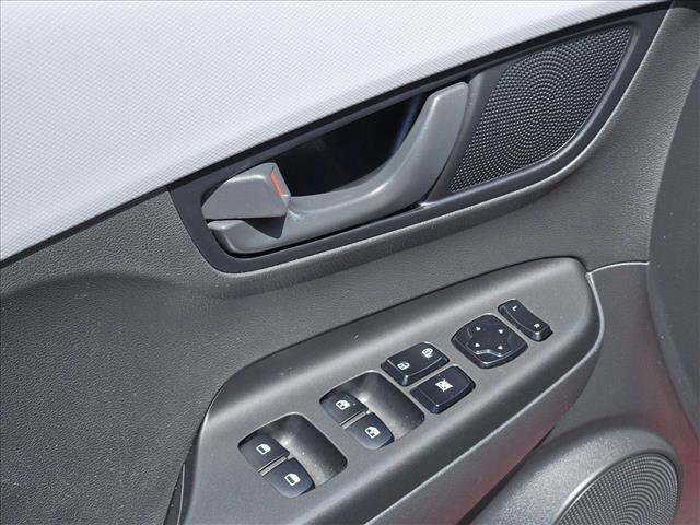 Used 2019 Hyundai Kona SEL FWD image 26