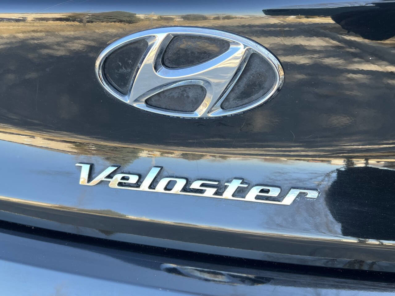 Used 2020 Hyundai Veloster 2.0 image 17