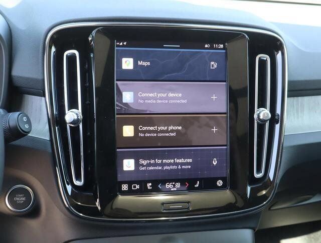 New 2024 Volvo XC40 B5 Plus w/ Climate Package AWD/4WD image 11