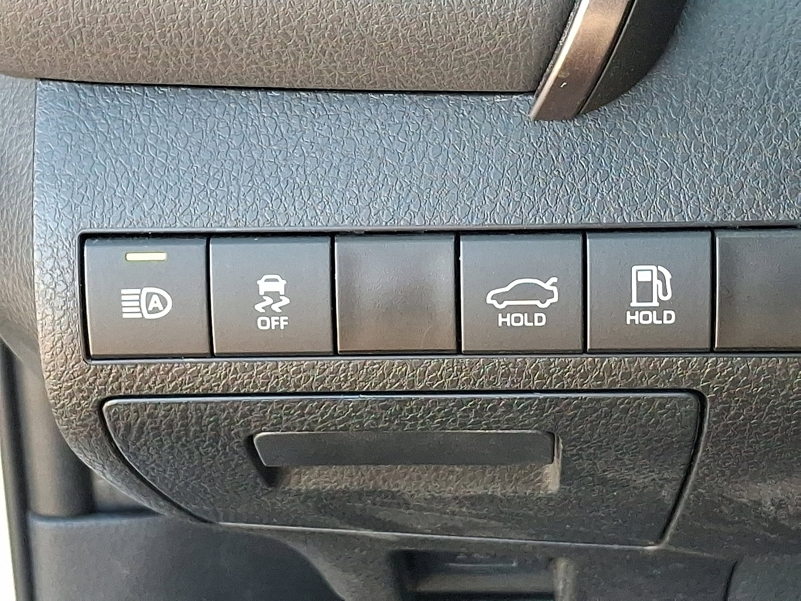 Certified 2023 Toyota Camry SE image 24