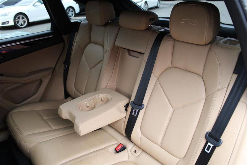 Used 2017 Porsche Macan GTS image 27