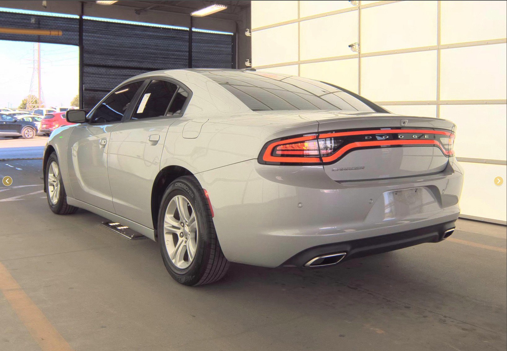 Used 2022 Dodge Charger SXT RWD image 6