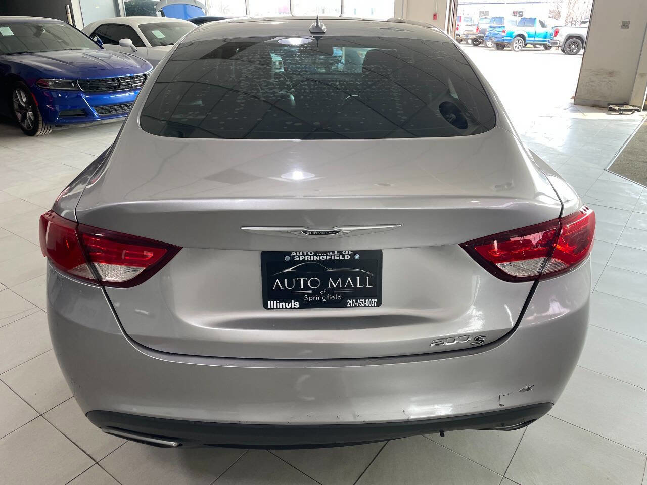 Used 2015 Chrysler 200 S w/ Navigation & Sound Group I image 6