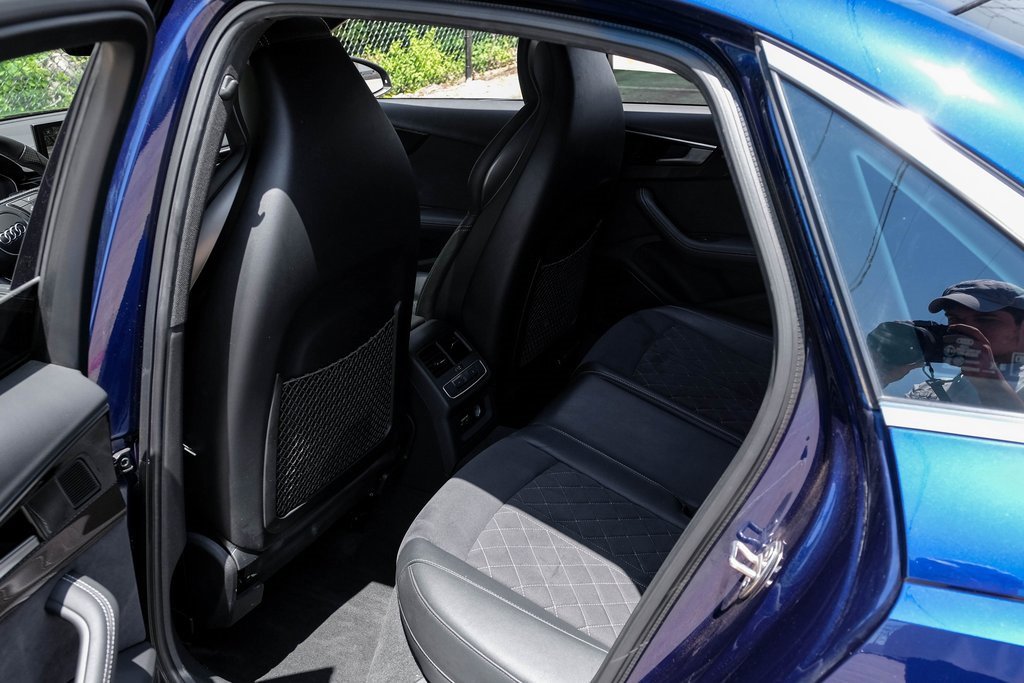 Used 2022 Audi S4 Premium Plus w/ Premium Plus Package image 36