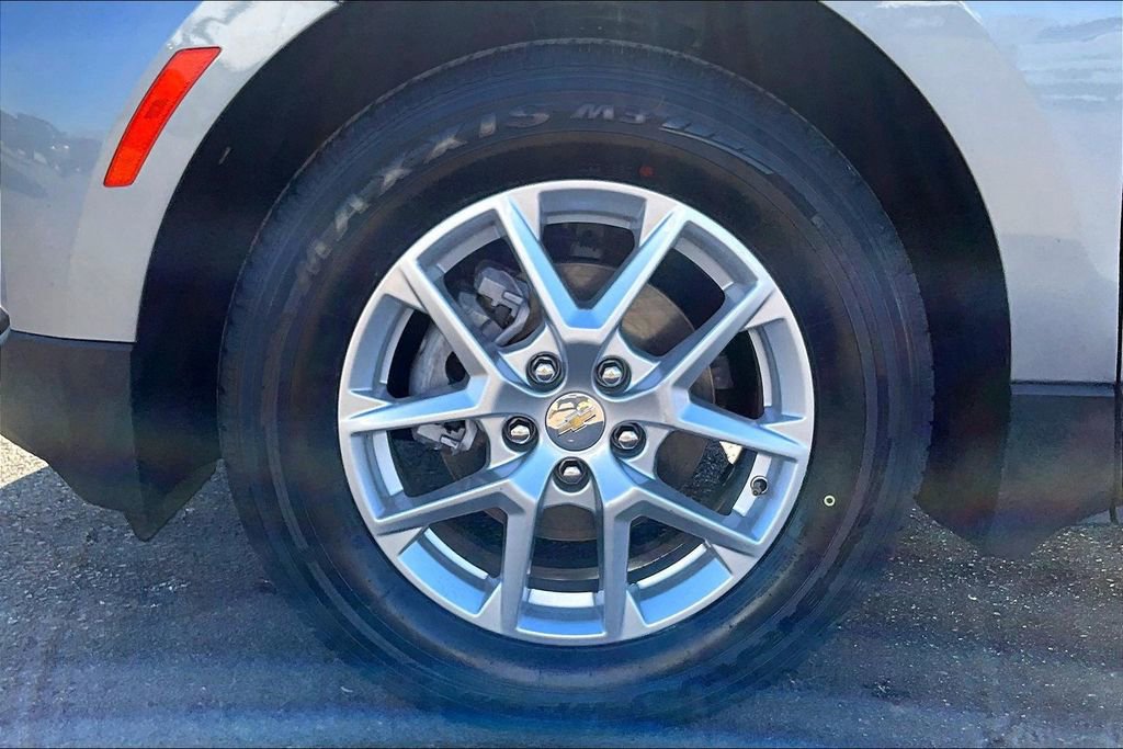 Used 2024 Chevrolet Equinox LT image 37